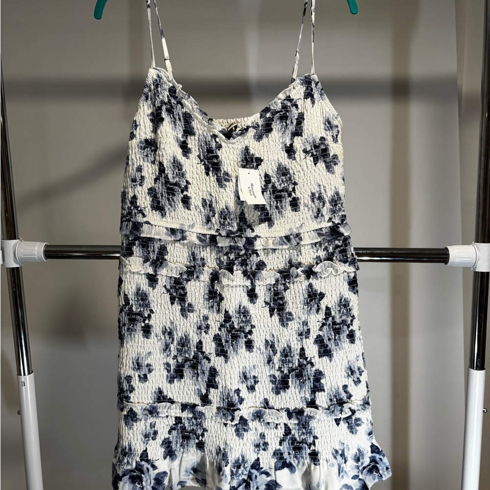 Abercrombie Blue and White Floral Dress